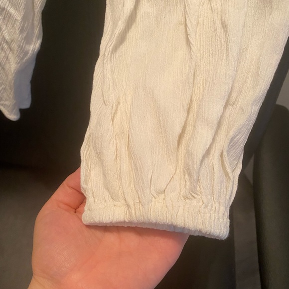 Off white Zara blouse - Picture 6 of 13